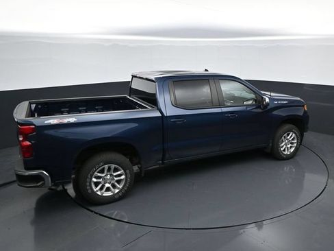 Used 2023 Chevrolet Silverado 1500 LT AWD/4WD image 28