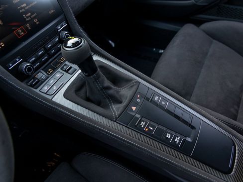 Certified 2024 Porsche 718 Boxster Spyder RS image 39