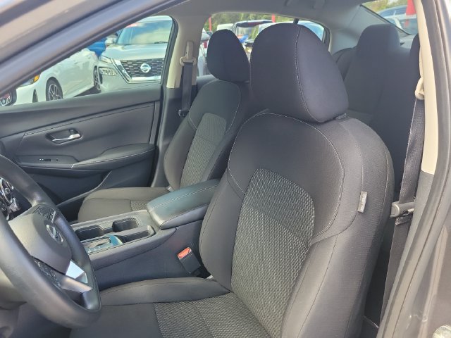 Certified 2023 Nissan Sentra S FWD image 17