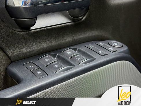 Used 2017 Chevrolet Silverado 1500 LT w/ Midnight Edition image 18