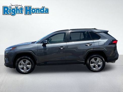 Used 2025 Toyota RAV4 XLE FWD image 3