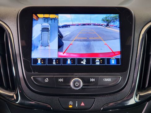 Used 2023 Chevrolet Equinox RS w/ RS Leather Package image 19