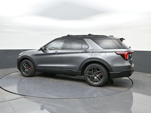 New 2025 Ford Explorer ST-Line w/ Premium Package image 14