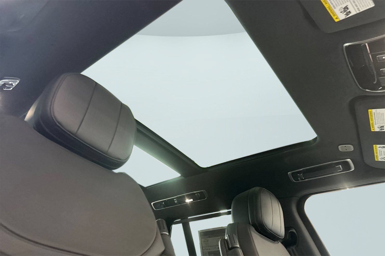 New 2026 Land Rover Range Rover SE AWD/4WD image 23