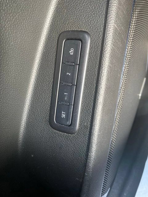 Used 2019 GMC Yukon XL Denali w/ Denali Ultimate Package RWD image 29