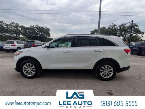 Used 2018 Kia Sorento AWD image 6
