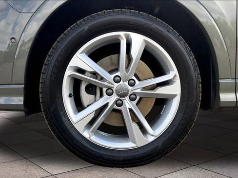 Used 2020 Audi Q3 2.0T Prestige image 9