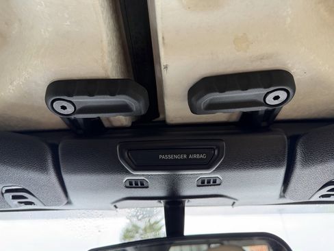 Used 2019 Jeep Wrangler Unlimited Rubicon w/ Steel Bumper Group image 27