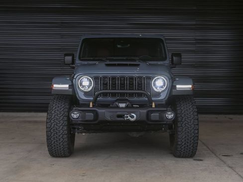 Used 2024 Jeep Wrangler Unlimited Rubicon 392 AWD/4WD image 10
