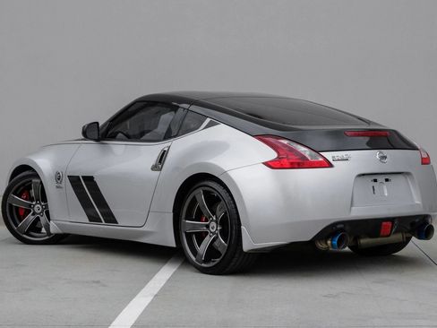 Used 2020 Nissan 370Z Coupe image 6