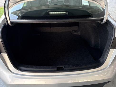 Used 2025 Toyota Corolla LE FWD image 30