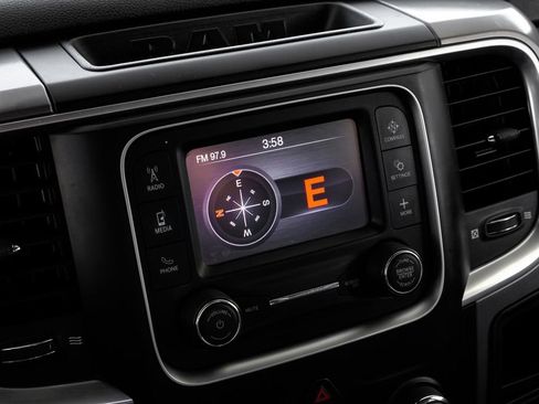 Used 2021 RAM 1500 Classic SLT image 26