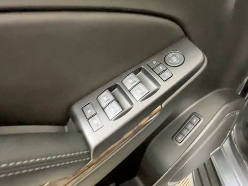 Used 2020 Chevrolet Tahoe LT AWD/4WD image 20