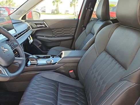 New 2026 Mitsubishi Outlander SEL FWD image 13