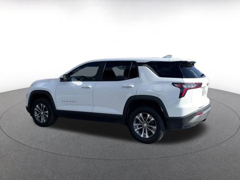 Used 2025 Chevrolet Equinox LT image 10