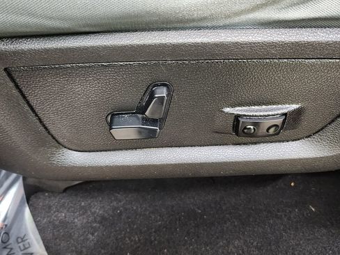 Used 2019 RAM 1500 Big Horn image 13