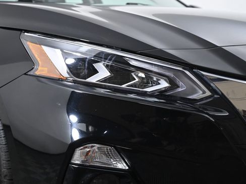 Used 2019 Nissan Altima 2.5 SL image 6