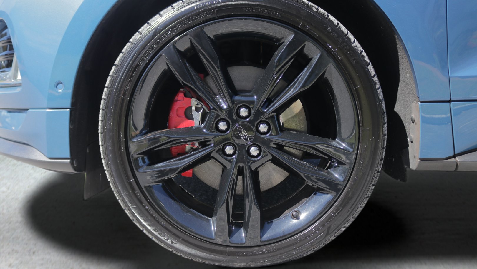 Used 2019 Ford Edge ST w/ Equipment Group 401A AWD/4WD image 30