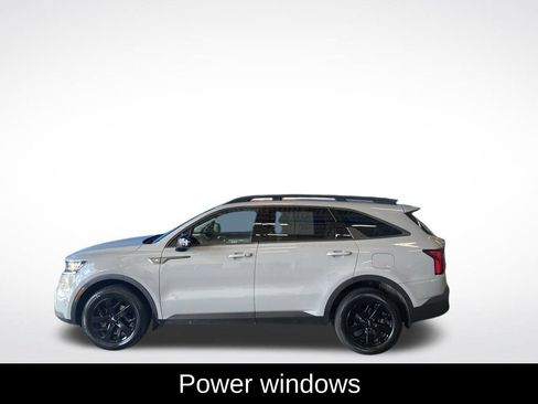 Used 2022 Kia Sorento S AWD/4WD image 16