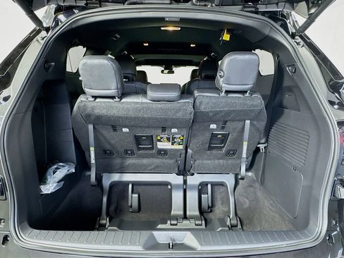New 2026 Toyota Sienna Limited image 25