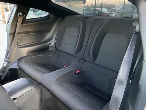 Used 2015 Ford Mustang Coupe image 14