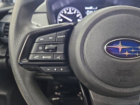 Used 2024 Subaru Crosstrek 2.0i Premium image 10