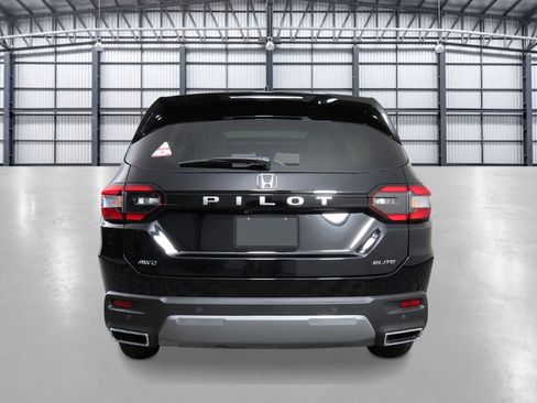 New 2026 Honda Pilot Elite image 4