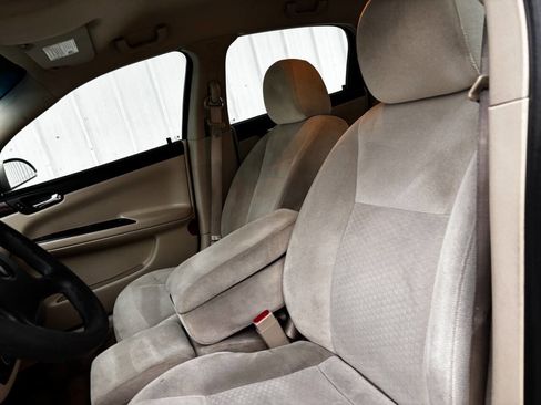 Used 2011 Chevrolet Impala LS image 10