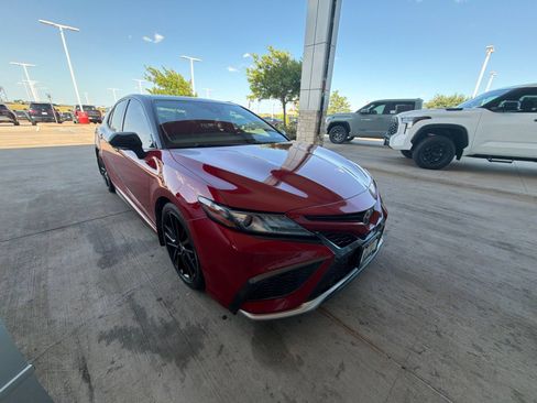 Used 2021 Toyota Camry XSE w/ Navigation Package FWD image 13