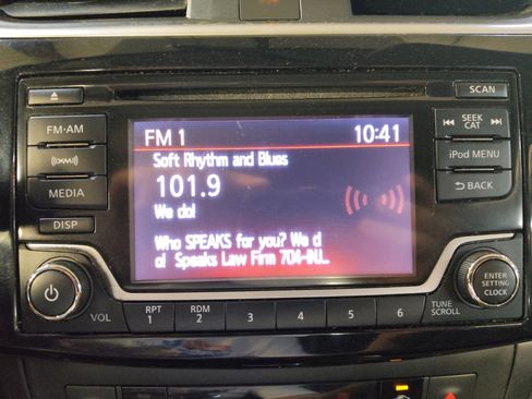 Used 2018 Nissan Sentra SV FWD image 25