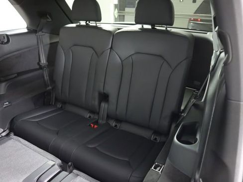 New 2026 Audi Q7 3.0T Prestige image 23