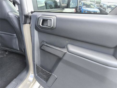 New 2026 Ford Bronco Outer Banks image 21