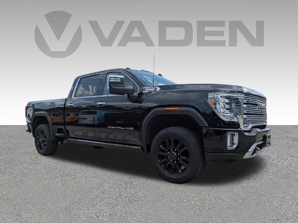 Certified 2023 GMC Sierra 3500 Denali w/ Denali Black Diamond Edition AWD/4WD image 3