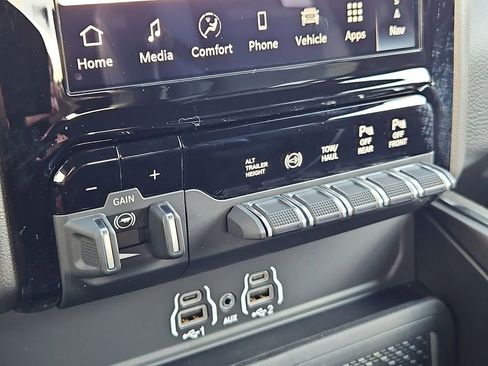 New 2026 RAM 3500 Laramie image 25