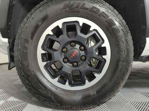 Used 2025 Toyota 4Runner TRD Off-Road Premium w/ Tow Technology Package AWD/4WD image 21