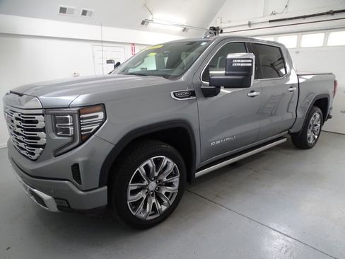 Used 2024 GMC Sierra 1500 Denali w/ Denali Reserve Package image 19
