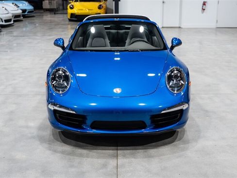 Used 2015 Porsche 911 Targa 4 AWD/4WD image 10