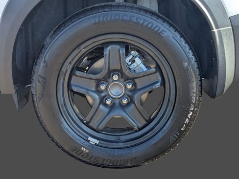 New 2026 Nissan Kicks SV image 9