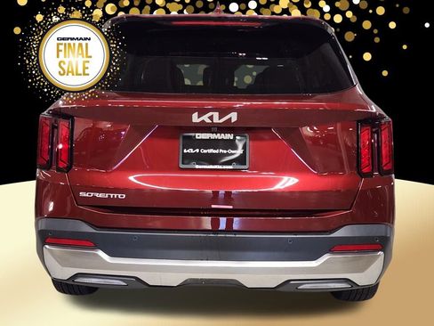Certified 2025 Kia Sorento S image 14