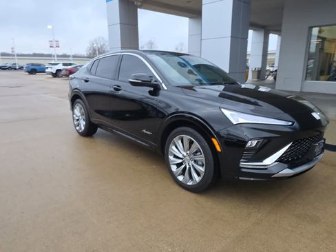 Used 2024 Buick Envista Avenir image 3