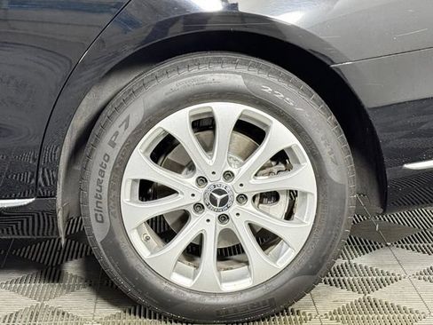 Used 2019 Mercedes-Benz E 300 4MATIC image 14