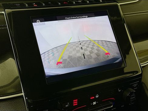 Certified 2022 Jeep Grand Cherokee Laredo w/ Luxury Tech Group I image 22