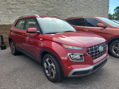 Certified 2025 Hyundai Venue SEL