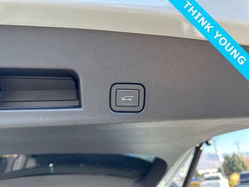 New 2026 Chevrolet Traverse LT w/ Driver Confidence Package image 12