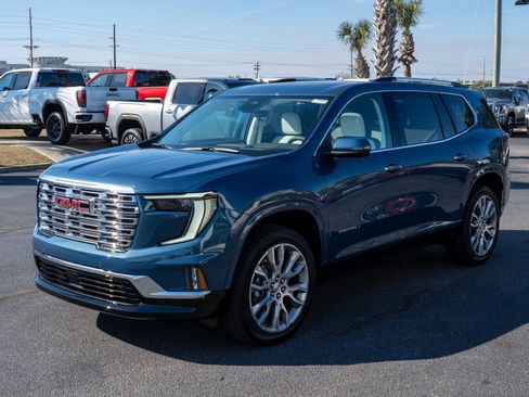 New 2026 GMC Acadia Denali w/ Super Cruise Package image 7