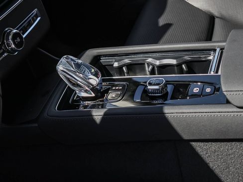 New 2026 Volvo XC90 T8 Ultra w/ Lounge Package AWD/4WD image 29