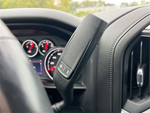 Used 2022 Chevrolet Silverado 1500 RST image 15