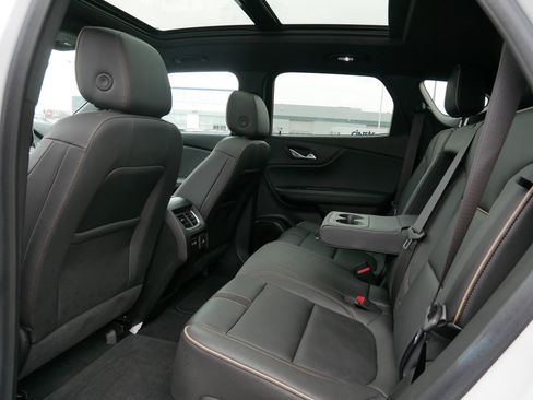 Used 2024 Chevrolet Blazer Premier w/ Driver Confidence II Package image 33