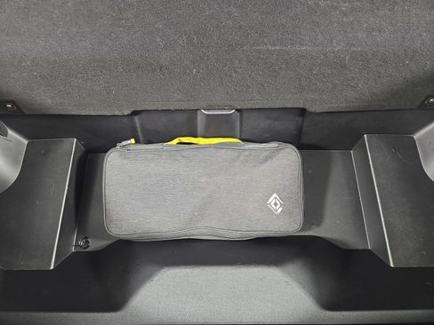 Used 2023 Rivian R1T Adventure image 14