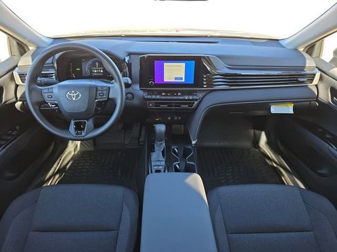 New 2026 Toyota Camry LE image 9